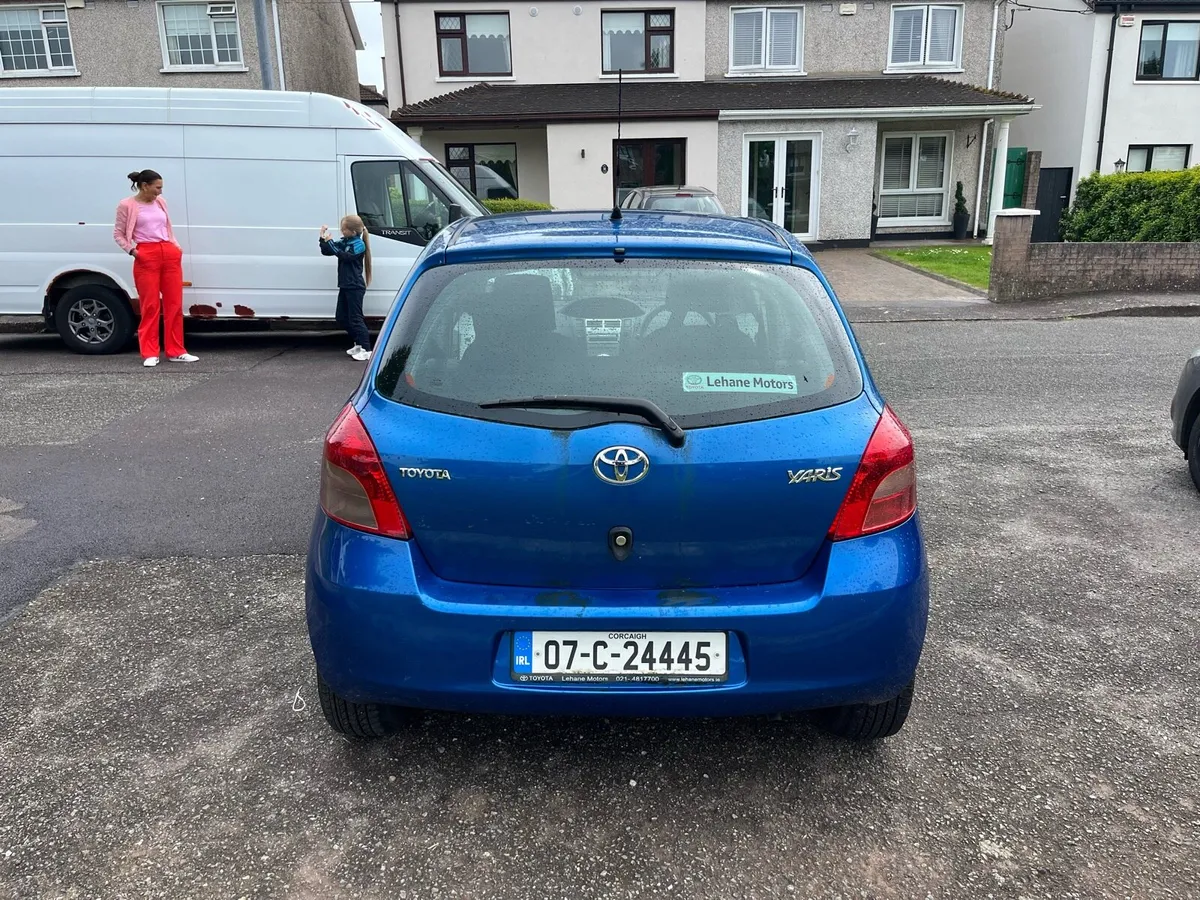 Toyota Yaris - Image 3