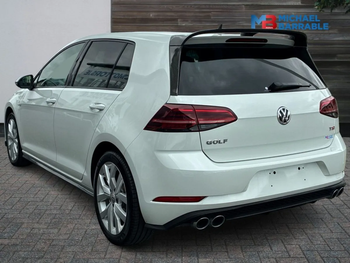 Volkswagen Golf 1.4 TSI Highline  virtual Cockpit - Image 4