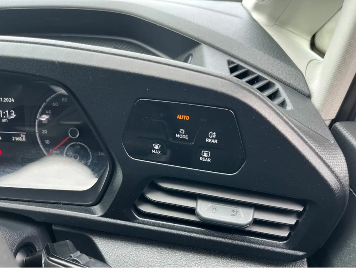 Volkswagen Caddy 2021 - Image 4