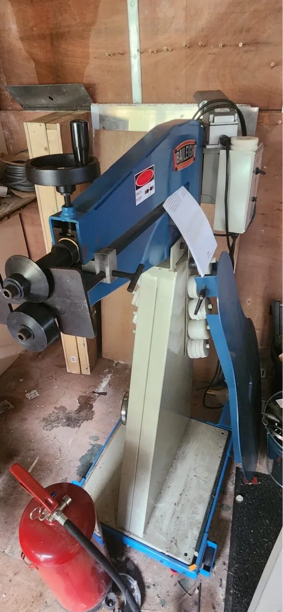 Baileigh powered swager. 240 v - Image 2