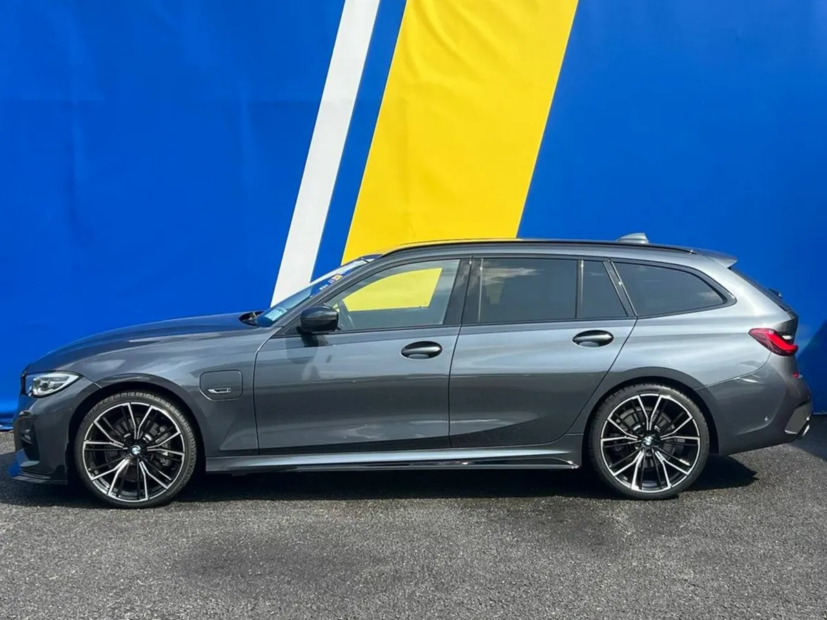 BMW 3-Series 330e M-SPORT COMPETITION PACK 2.0 HYB - Image 3