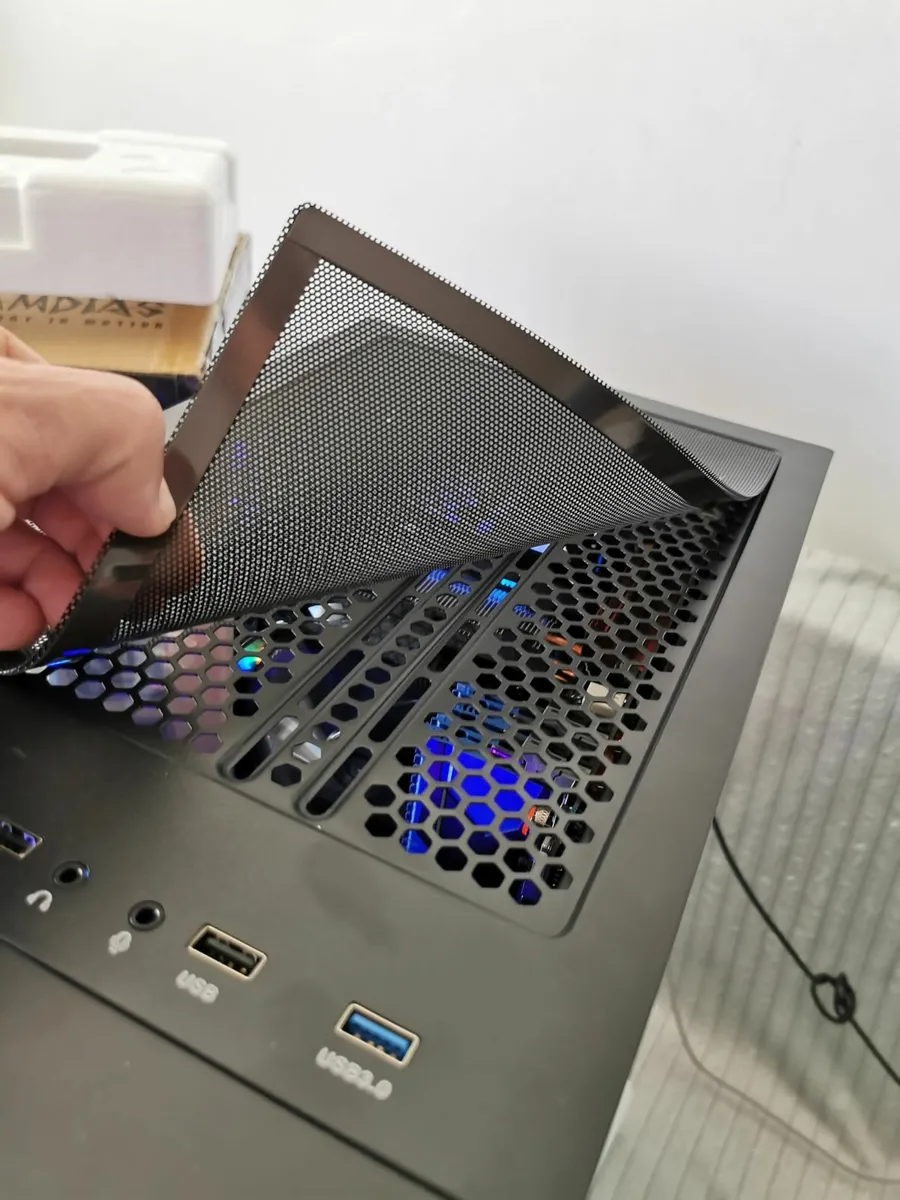 PC GAMING COMPUTER MONITOR 1 TB SSD 11 FANS - Image 4