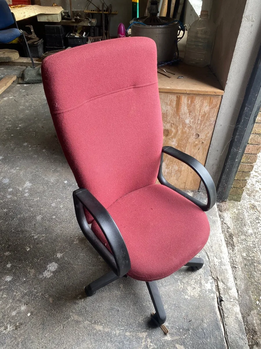 Office Chair - Image 1