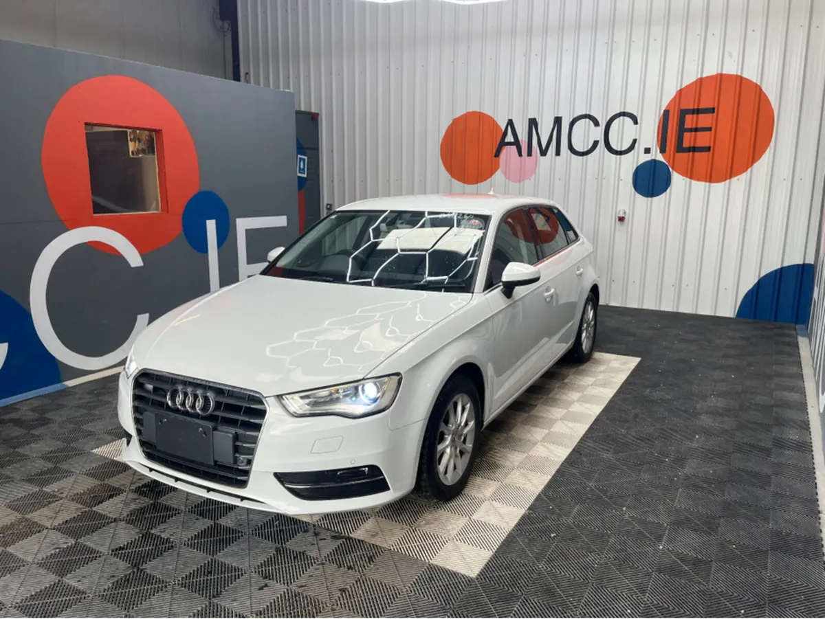 Audi A3 1.4 PETROL / 66k KMs /  AUTOMATIC - Image 4