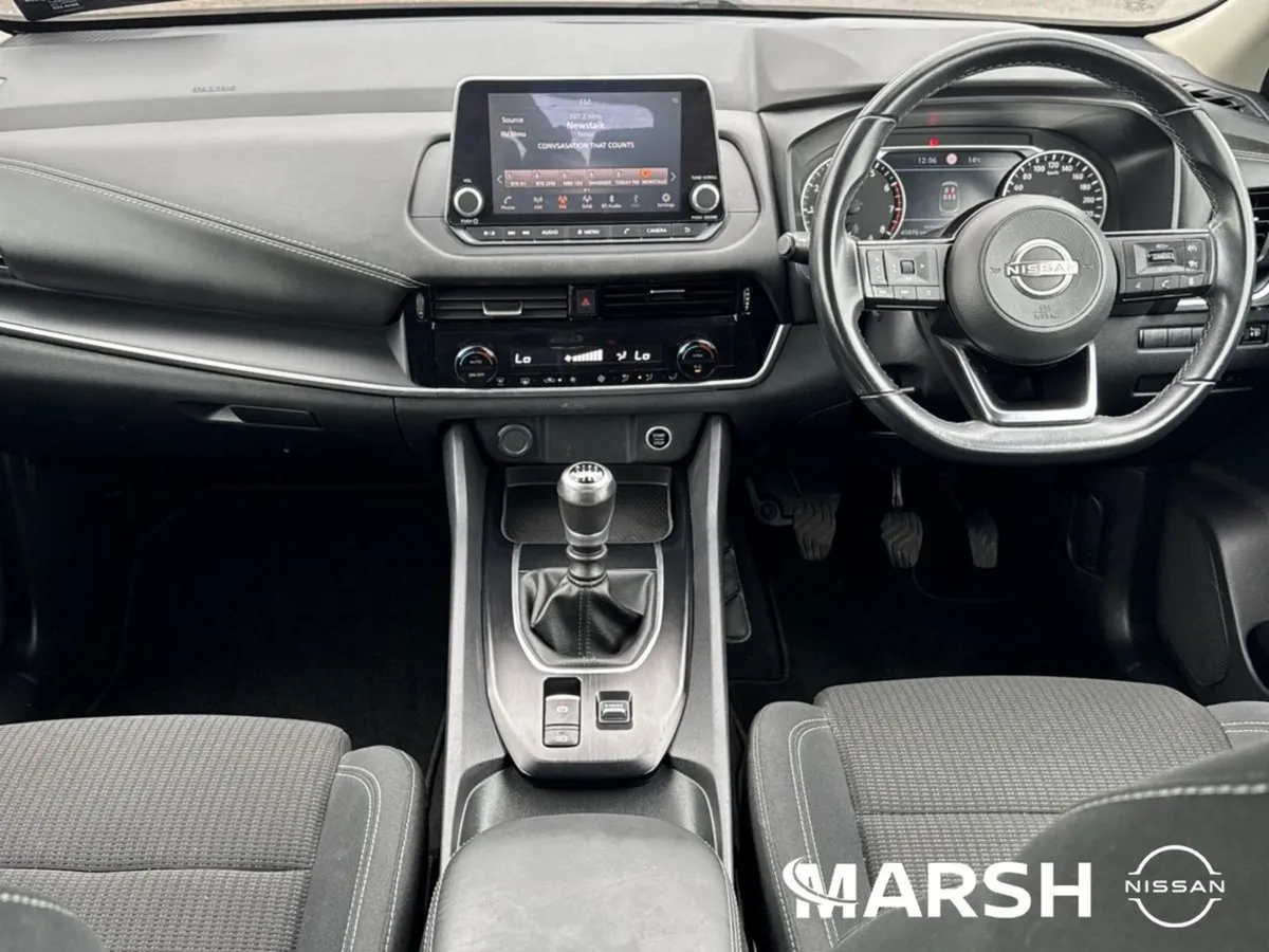 Nissan QASHQAI 1.3 PET Mild Hybrid SV - Image 2