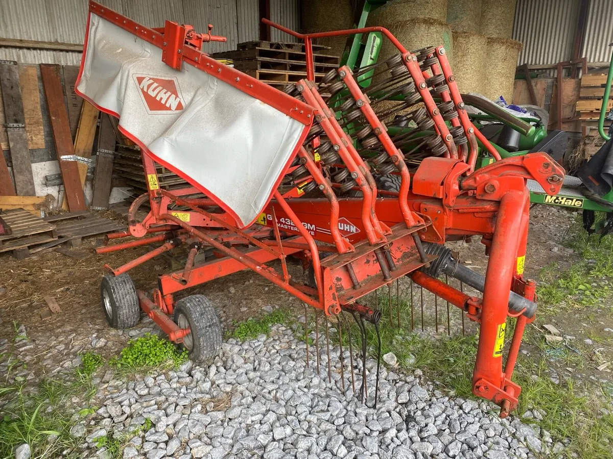 Kuhn rake