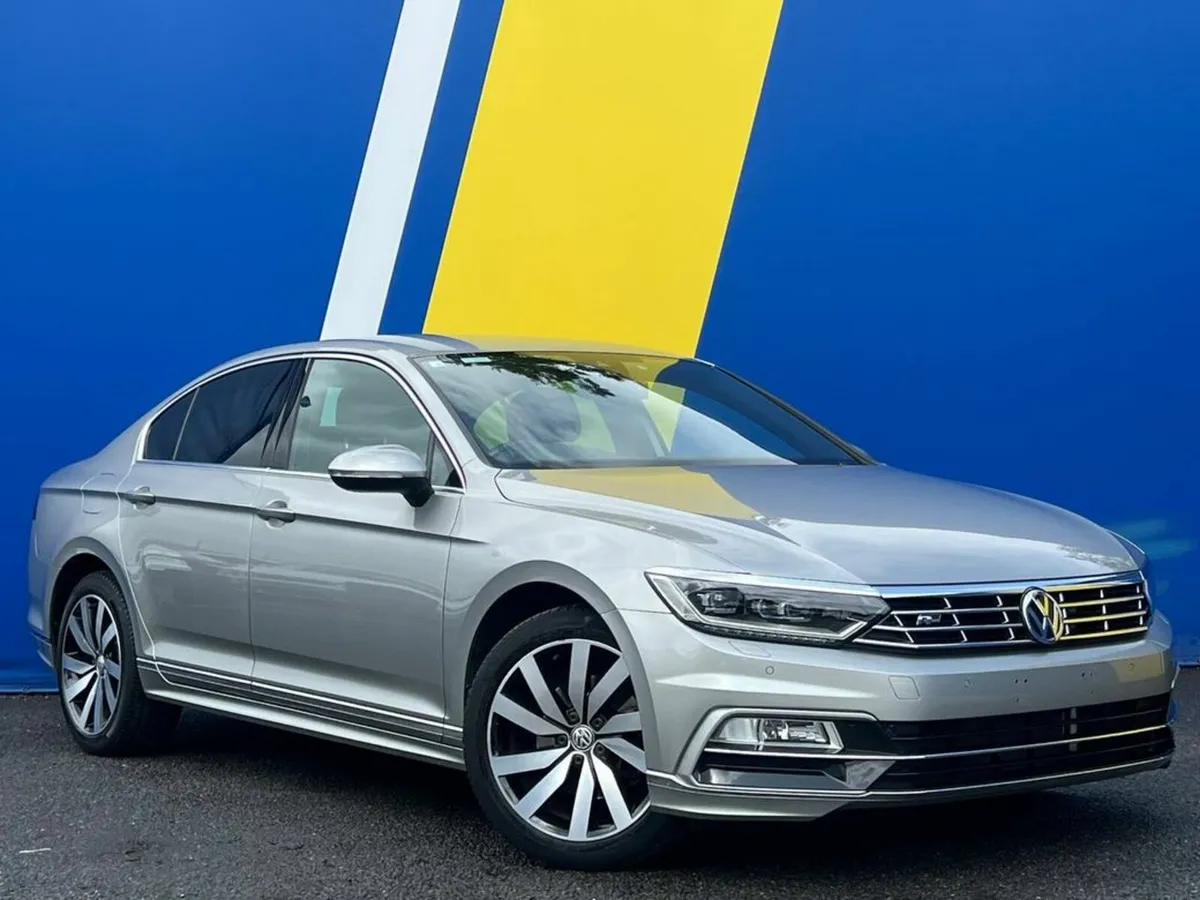 Volkswagen Passat R-LINE 1.4 TSI AUTO // FULL SERV - Image 1