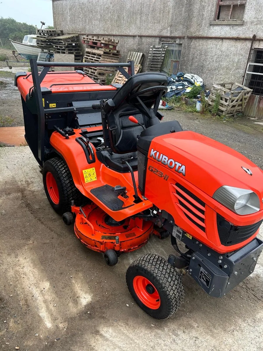 Kubota G23 Lawnmower - Image 1