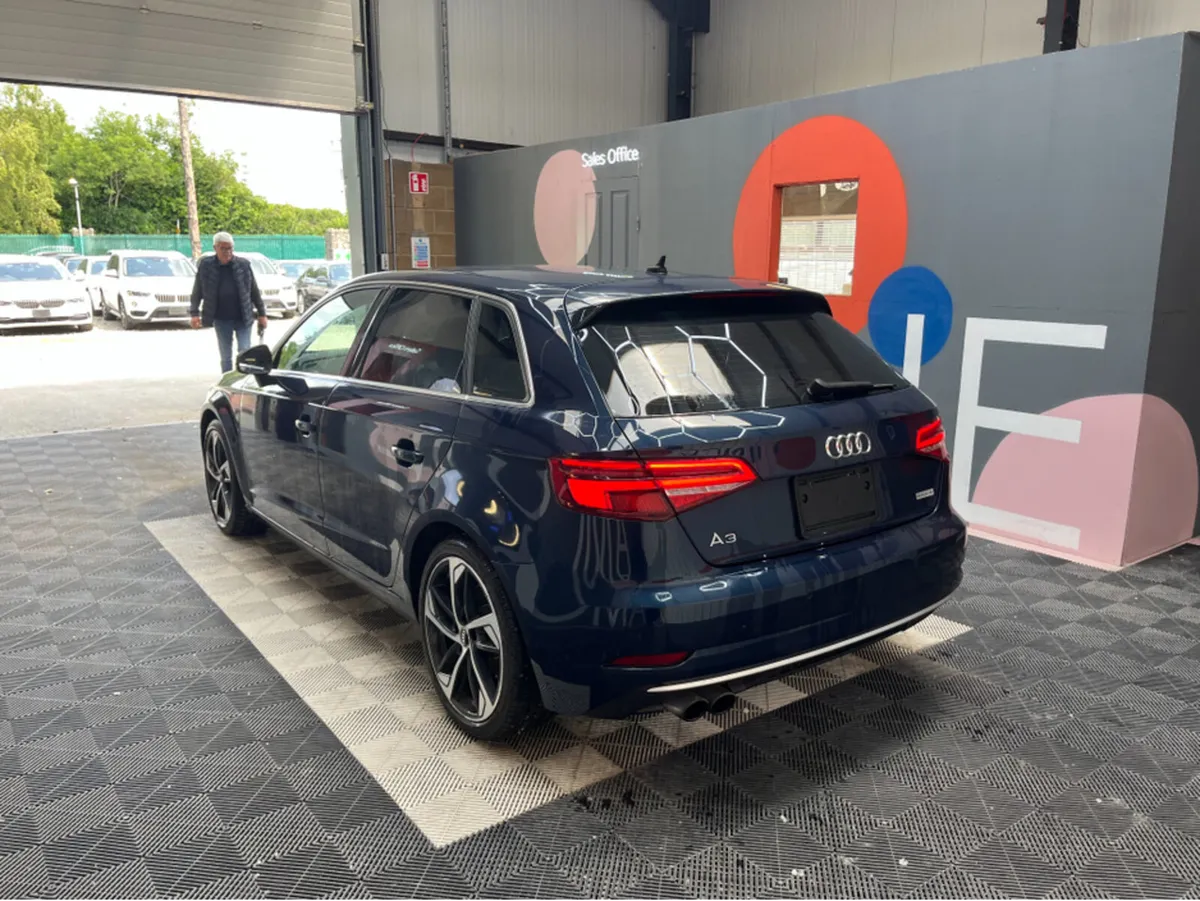 Audi A3 1.4 PETROL / 25k KMs / HEATED SEATS , REVE - Image 4