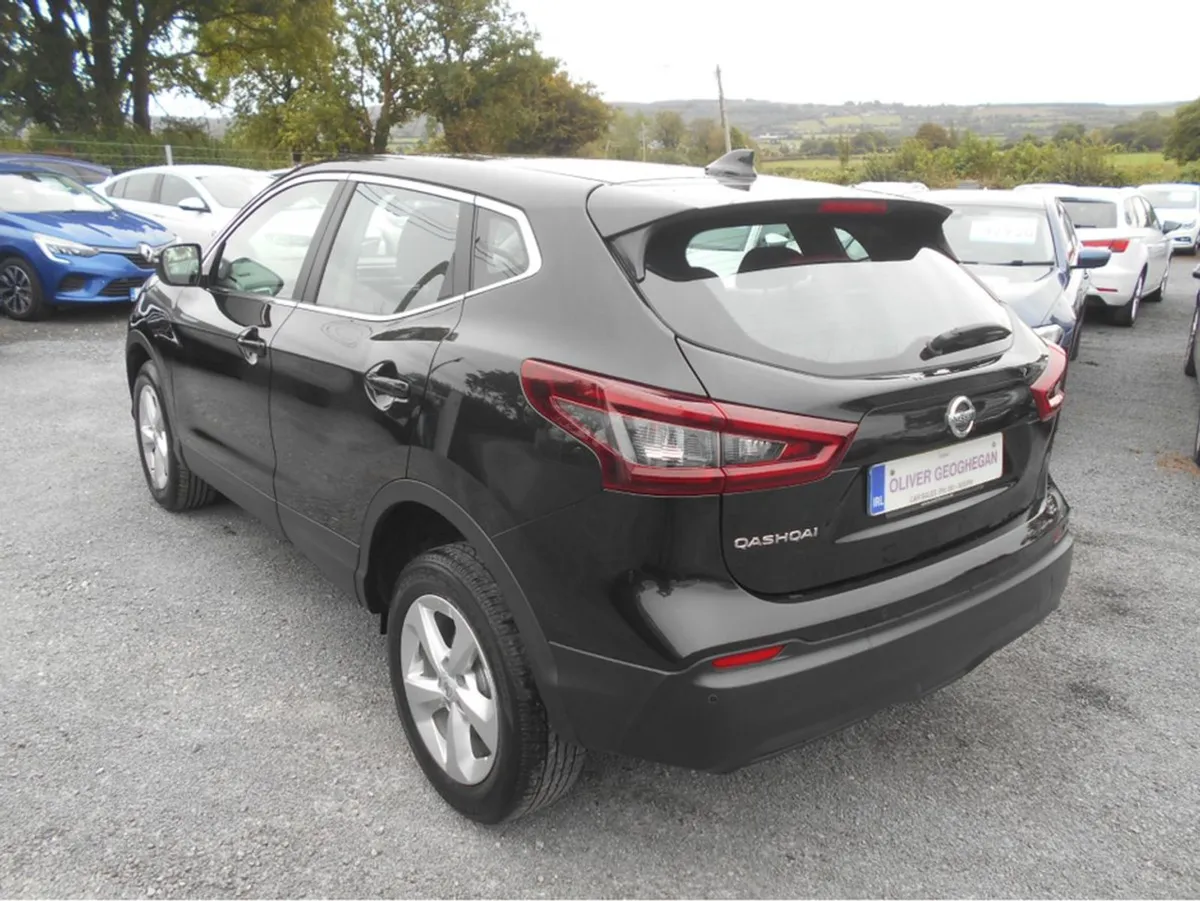 Nissan QASHQAI 1.5 SV (camera pan Roof) - Image 3