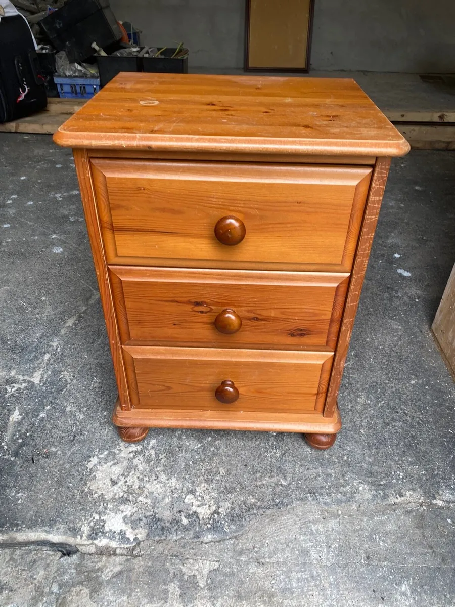 Wooden Cabinet - Image 1