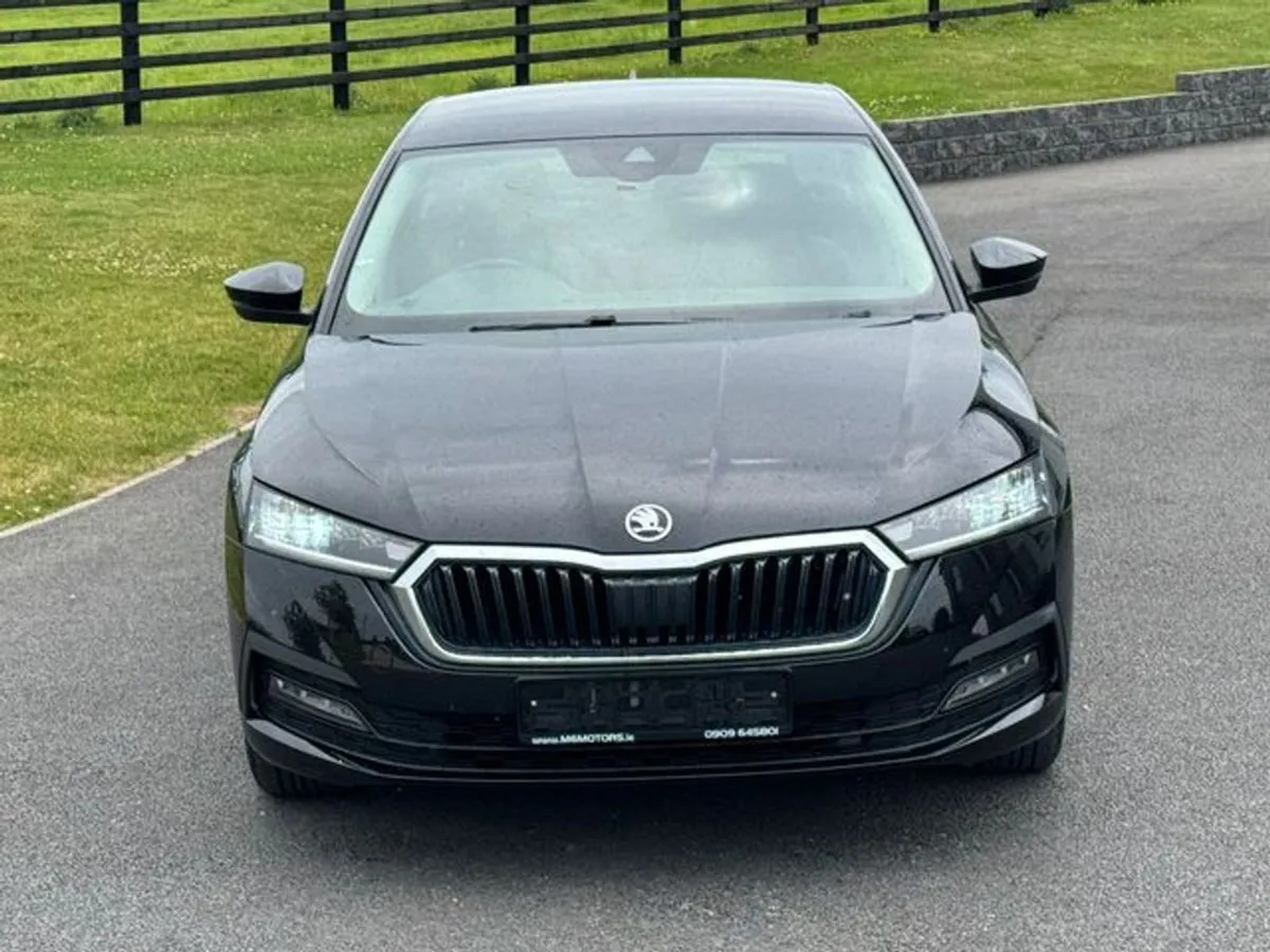 Skoda Octavia 222 REG SE 2.0 TDI - Image 4