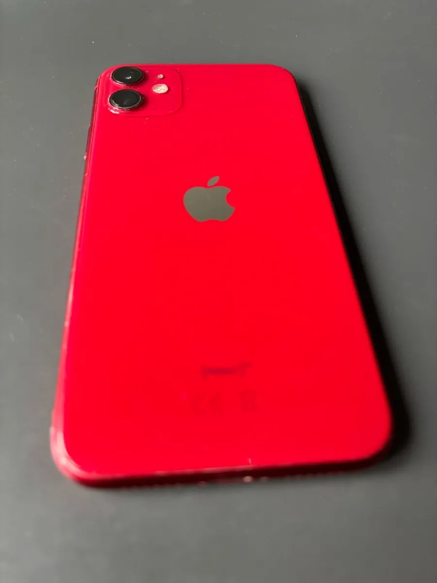 iPhone 11 - Image 1