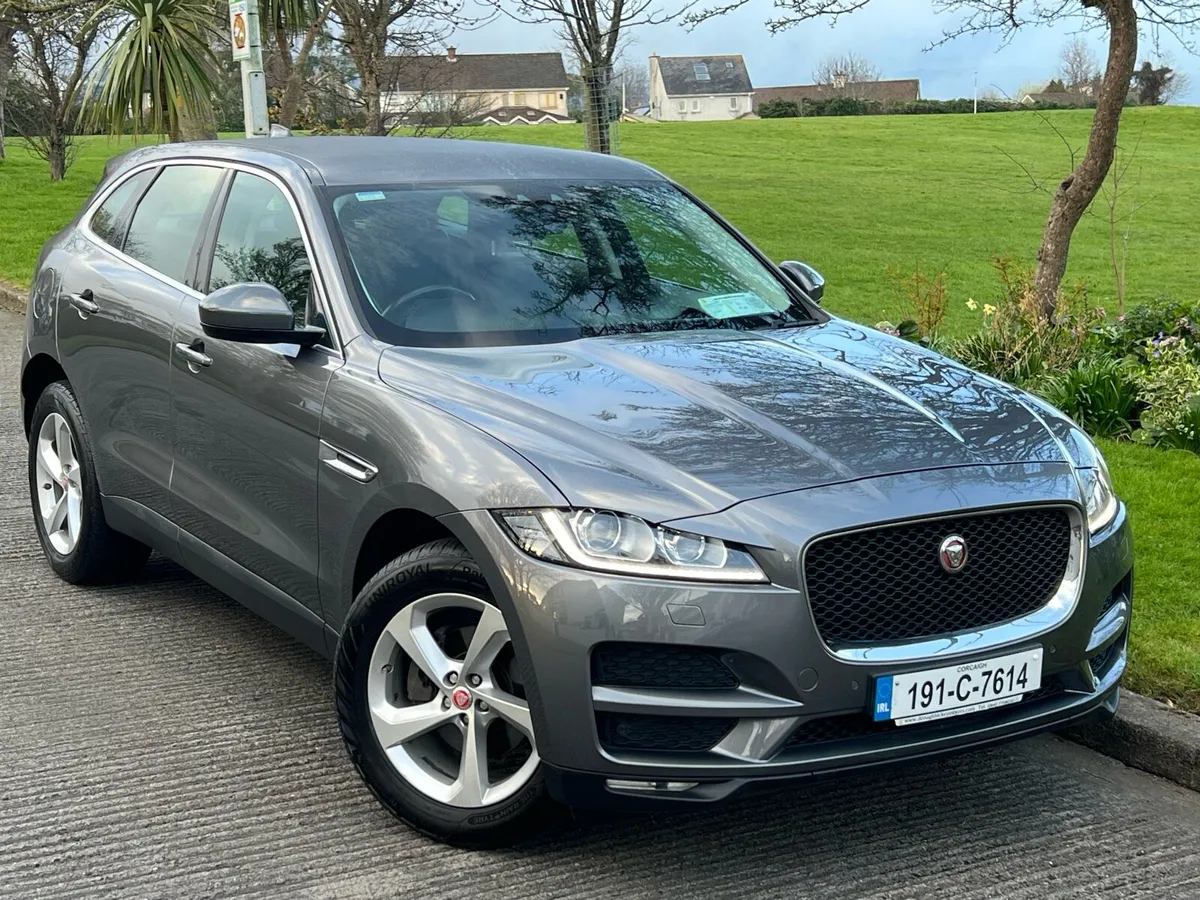191 JAGUAR F-PACE 2.0 DIESEL AUTO LARGE SCREE - Image 3
