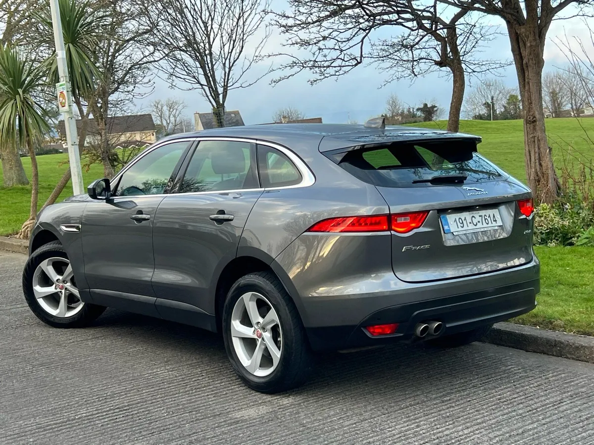 191 JAGUAR F-PACE 2.0 DIESEL AUTO LARGE SCREE - Image 4