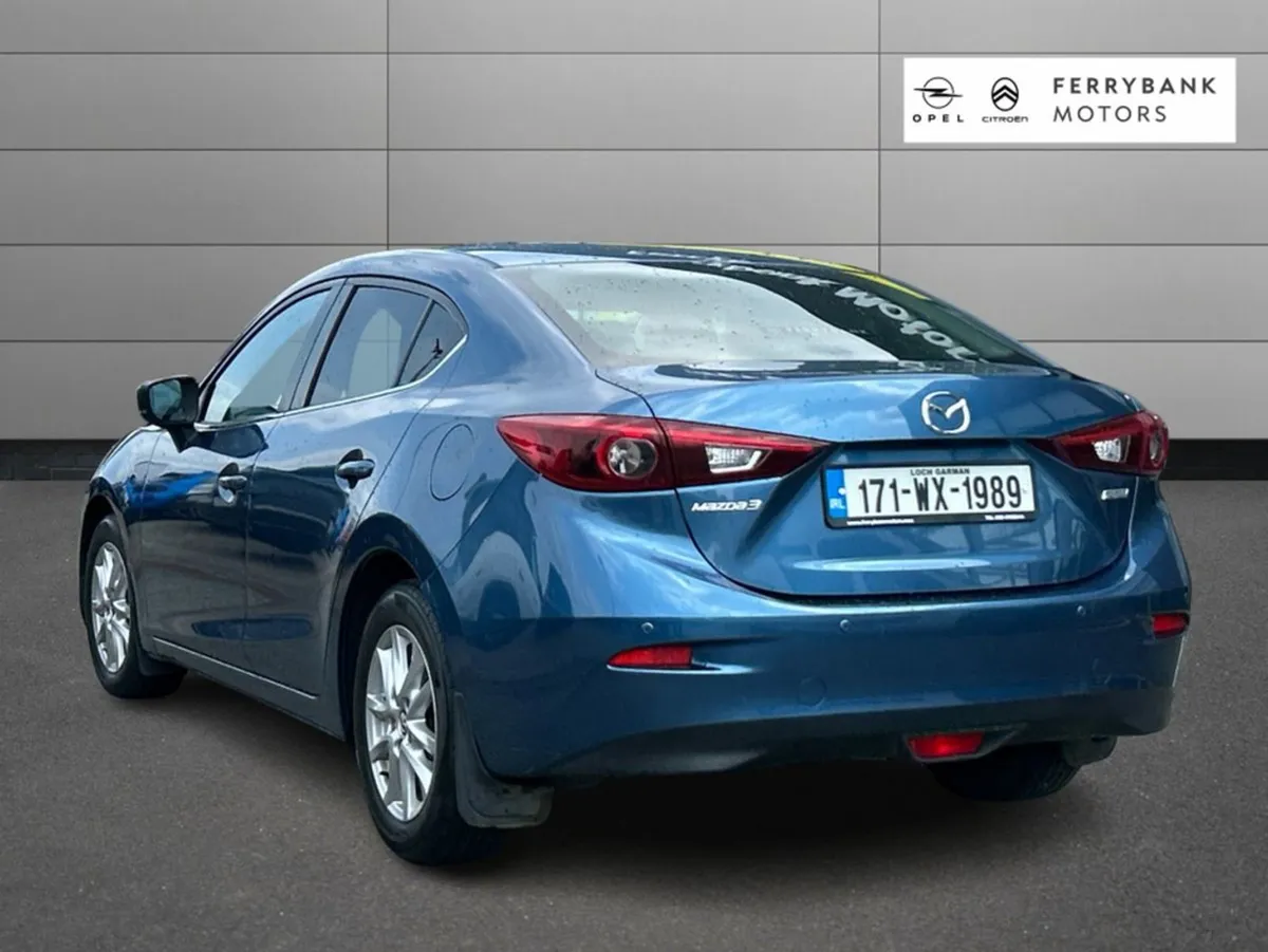 Mazda 3 1.5 D 105PS Executive SE 4DR - Image 4