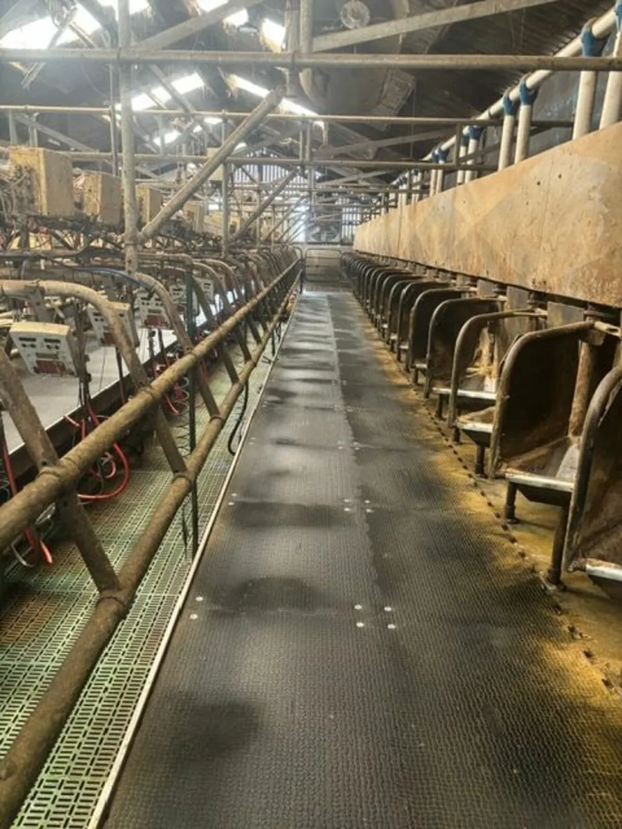 26 point swing over Pearson Milking Parlour - Image 1