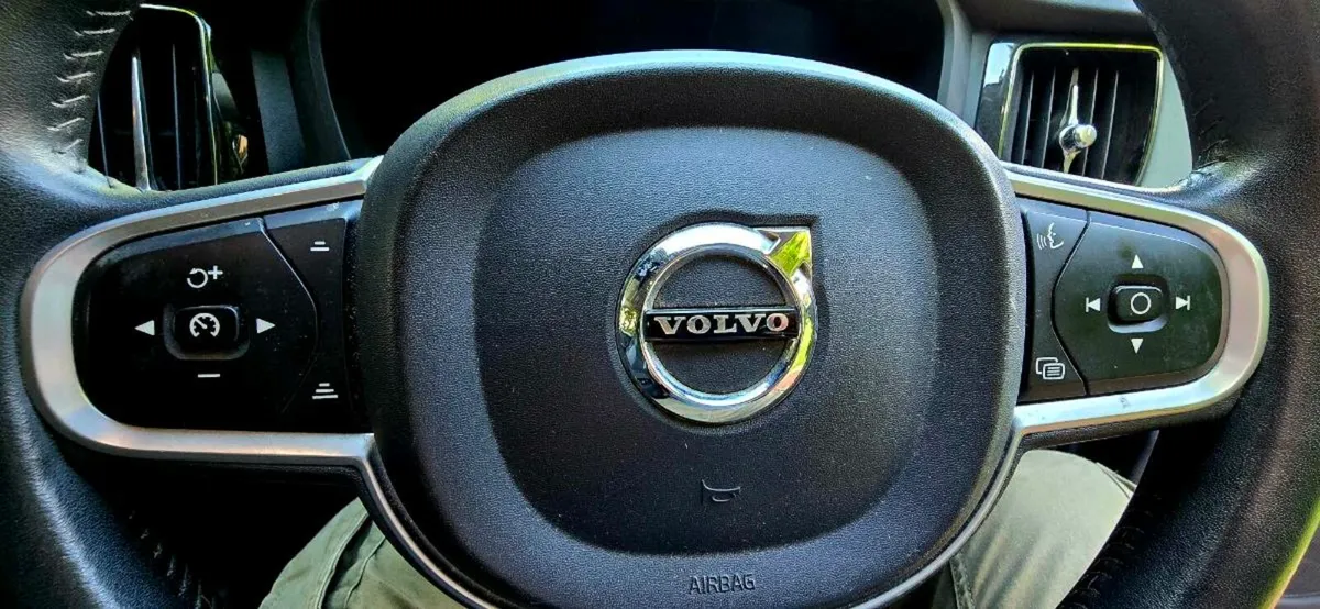 Volvo XC60 - Image 4