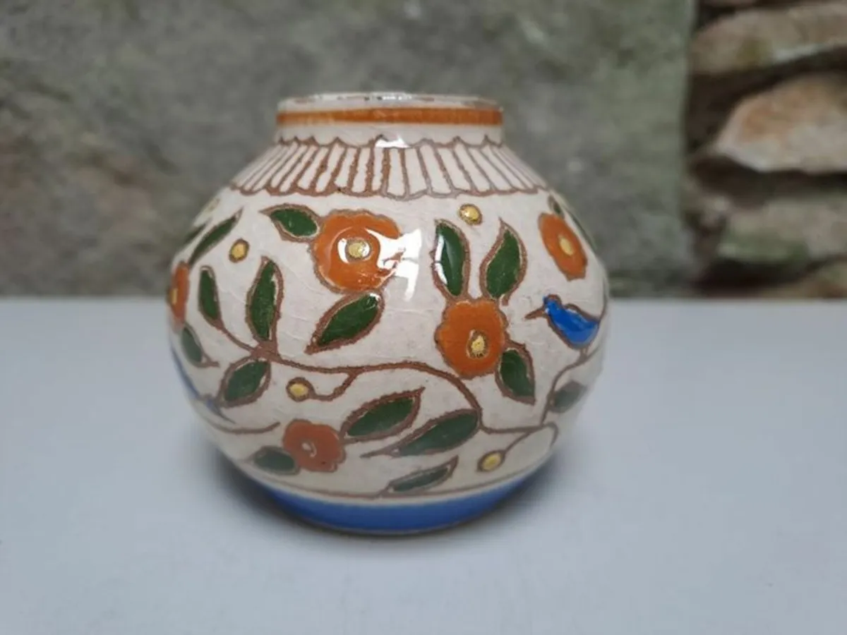 Small Pottery vase - Image 1