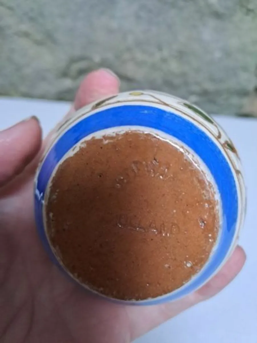Small Pottery vase - Image 4
