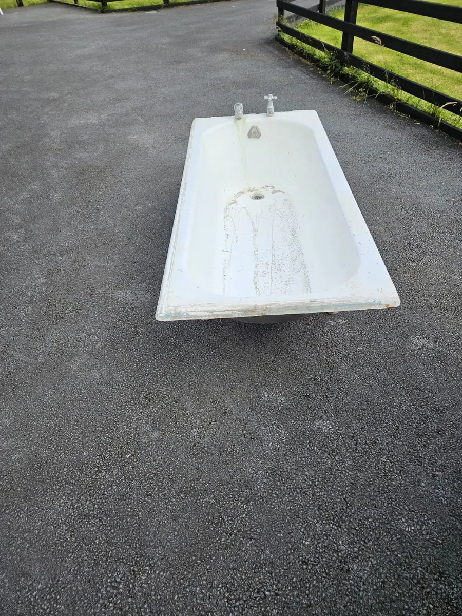 Bathtub - Image 1