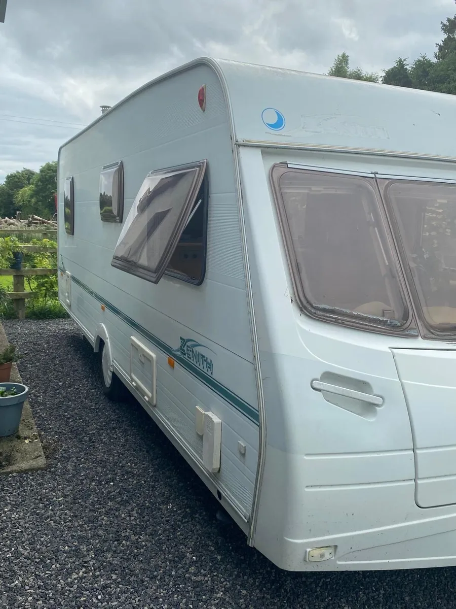 Caravan - Image 1