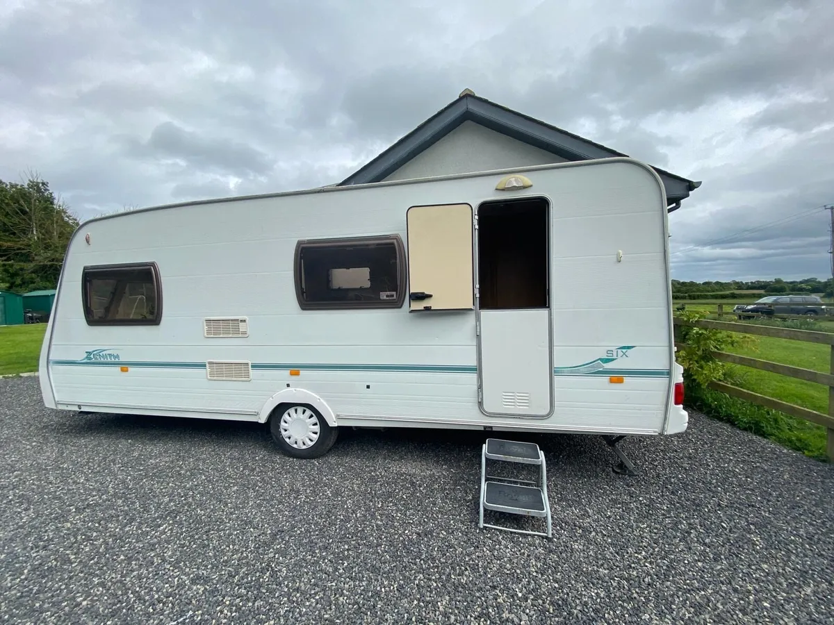 Caravan - Image 2