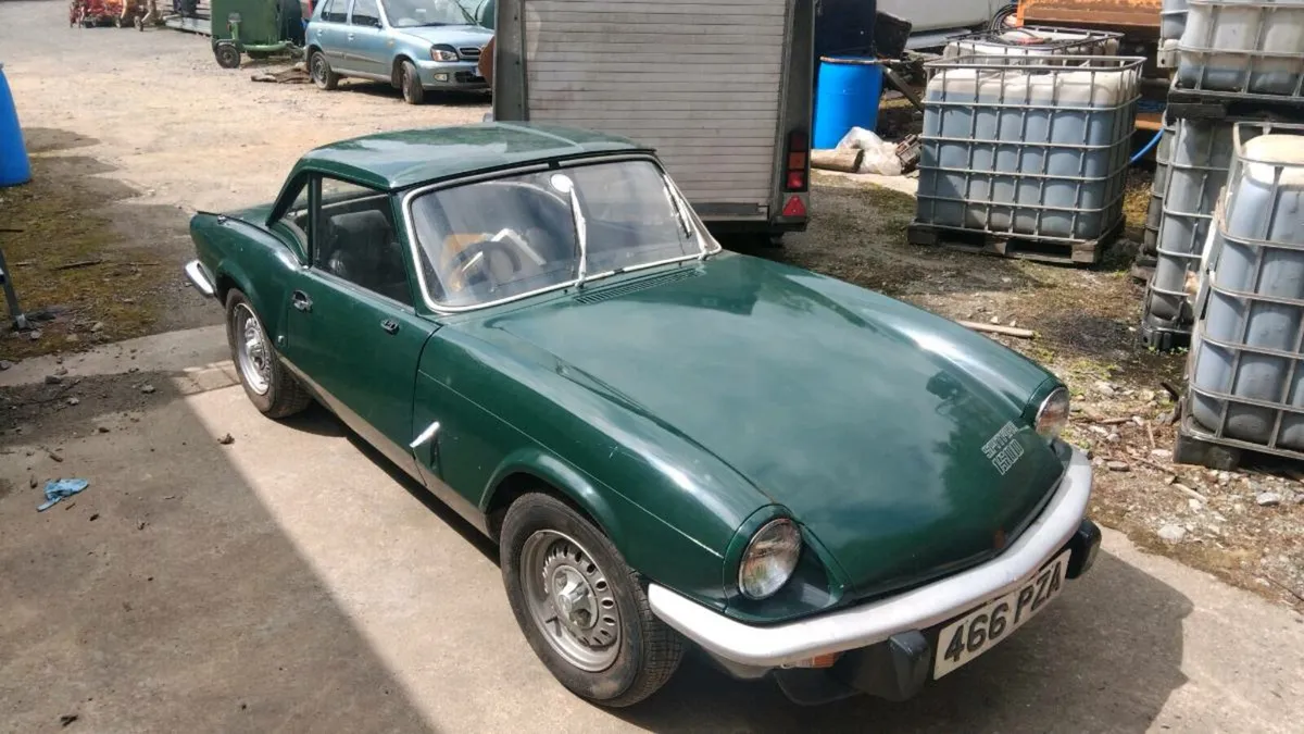 Triumph spitfire 1500 - Image 1