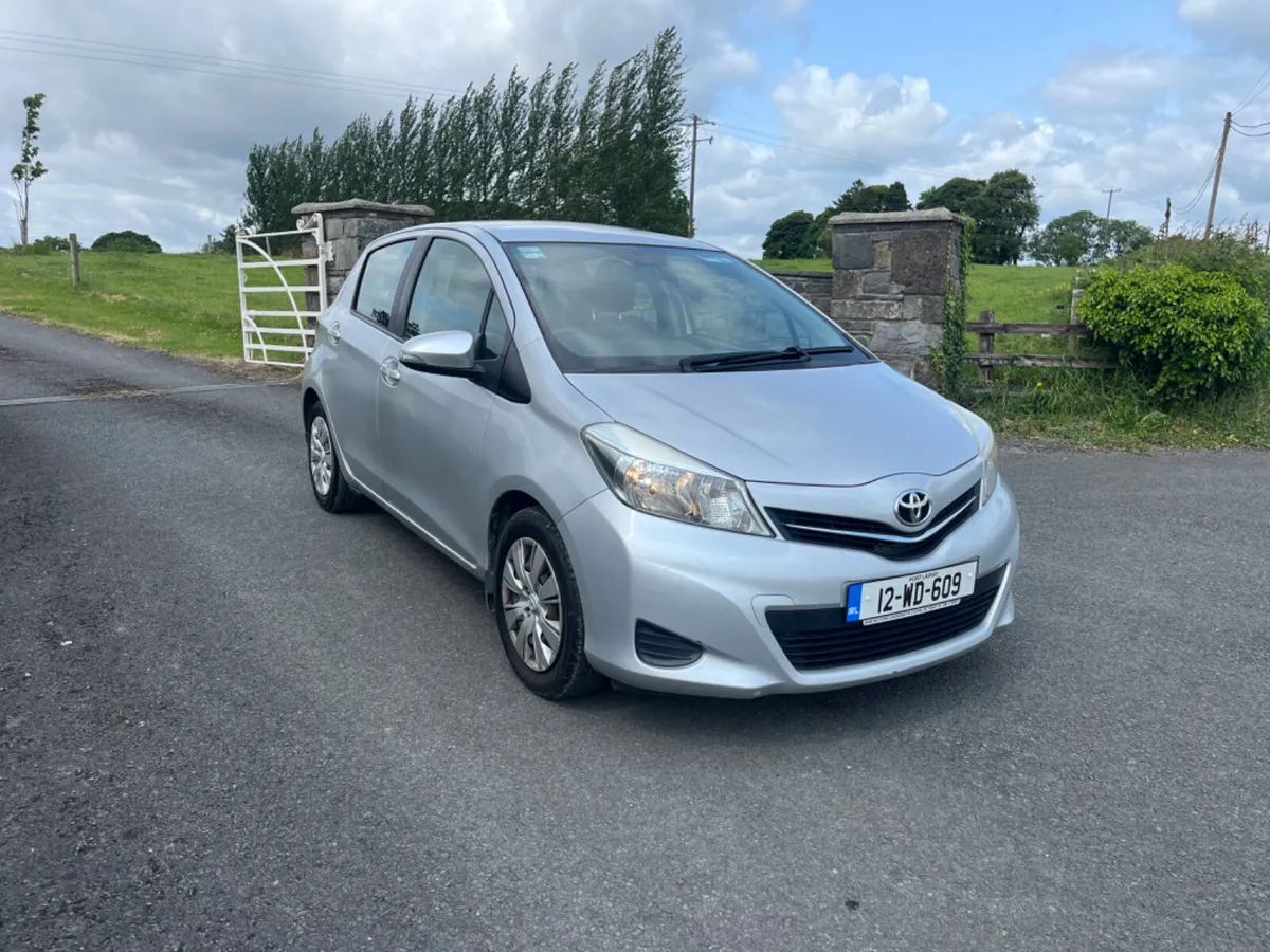 Toyota Yaris 2012 - Image 1