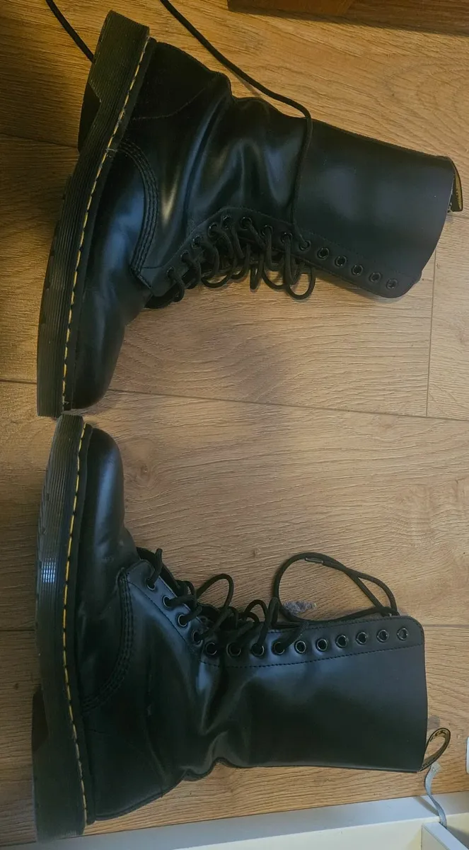 Doc martens - Image 3