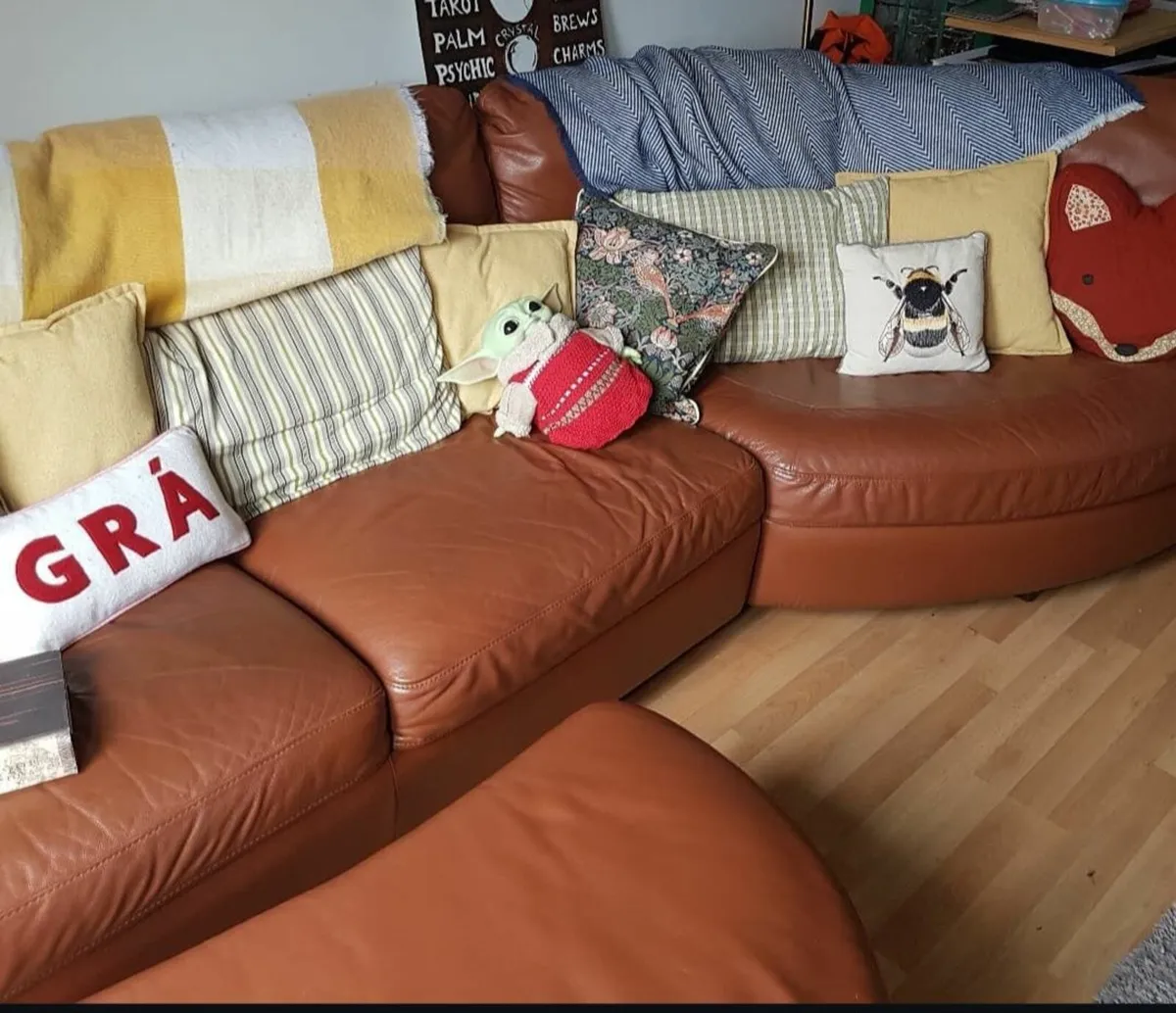 Couch - Image 1