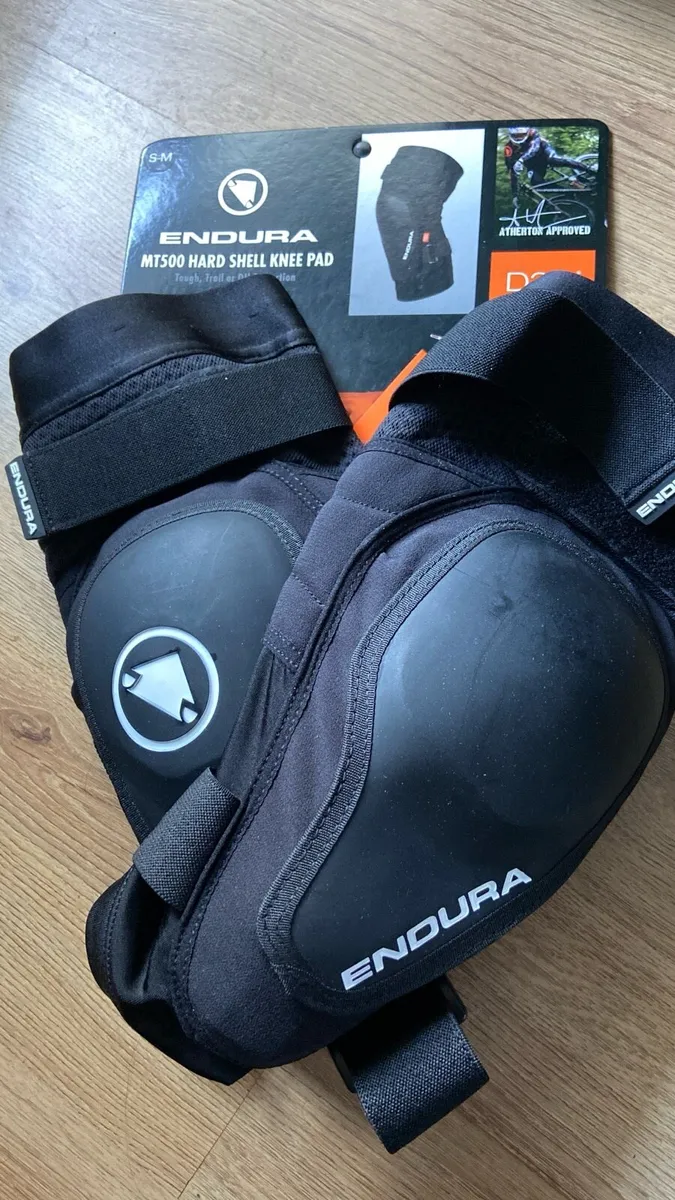 Endura Hard Shell Knee Pads MT500 P30 - Image 2