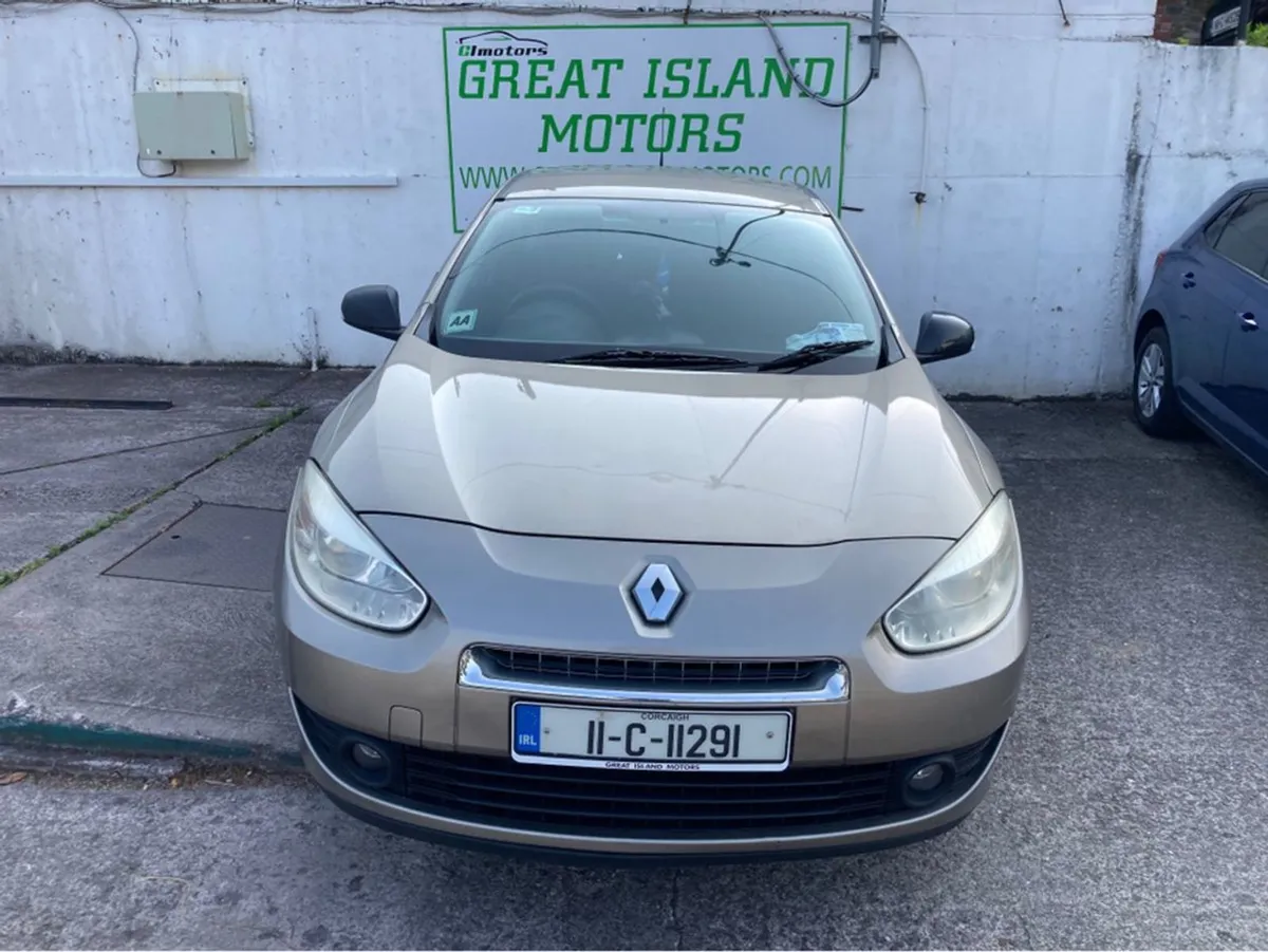 Renault Fluence 1.5 DCI 90 Royale E5 4DR - Image 4