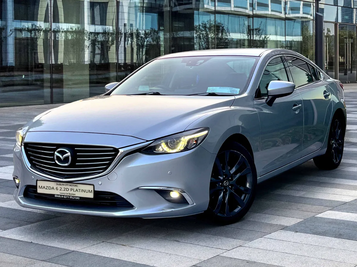 Mazda 6 2.2D Platinum 2 Owners Full Service Record - Image 3