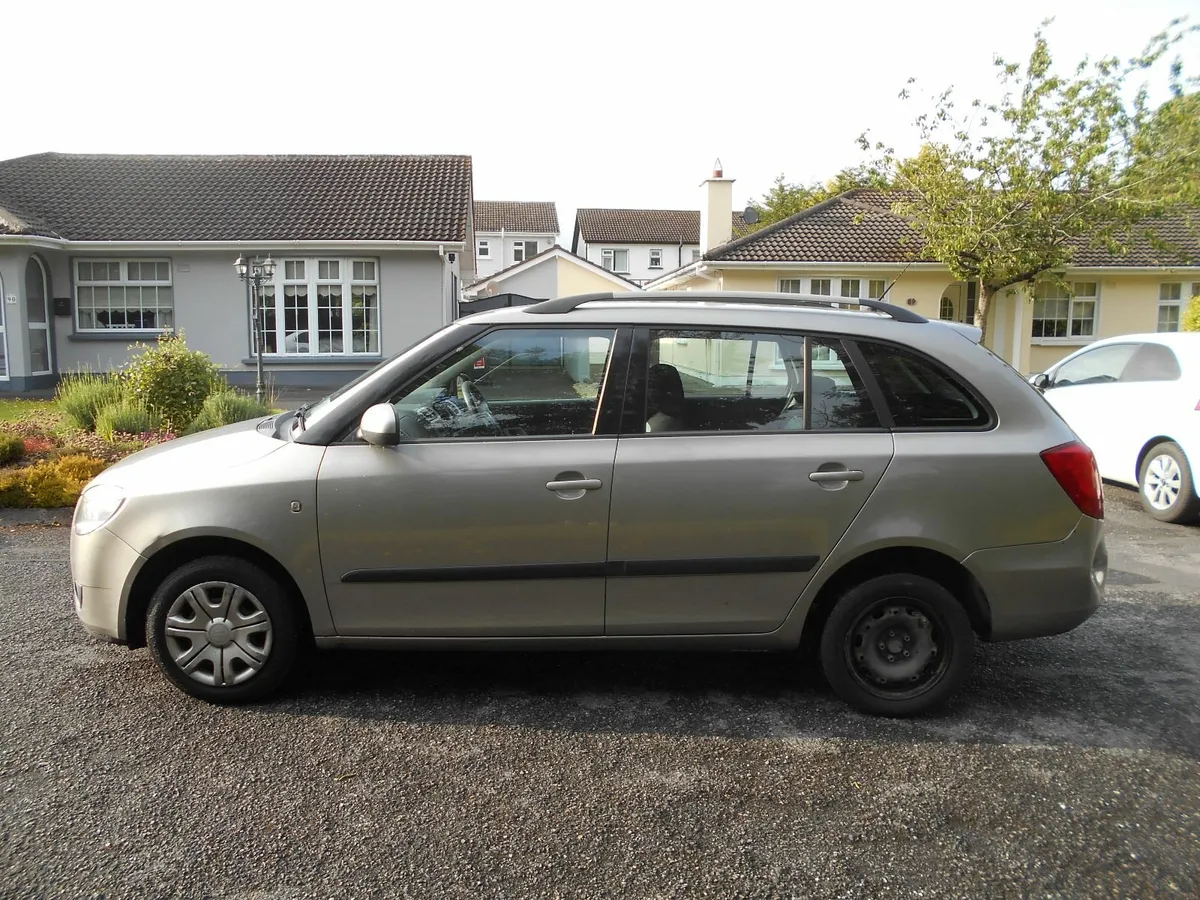 Skoda Fabia 2008 - Image 2