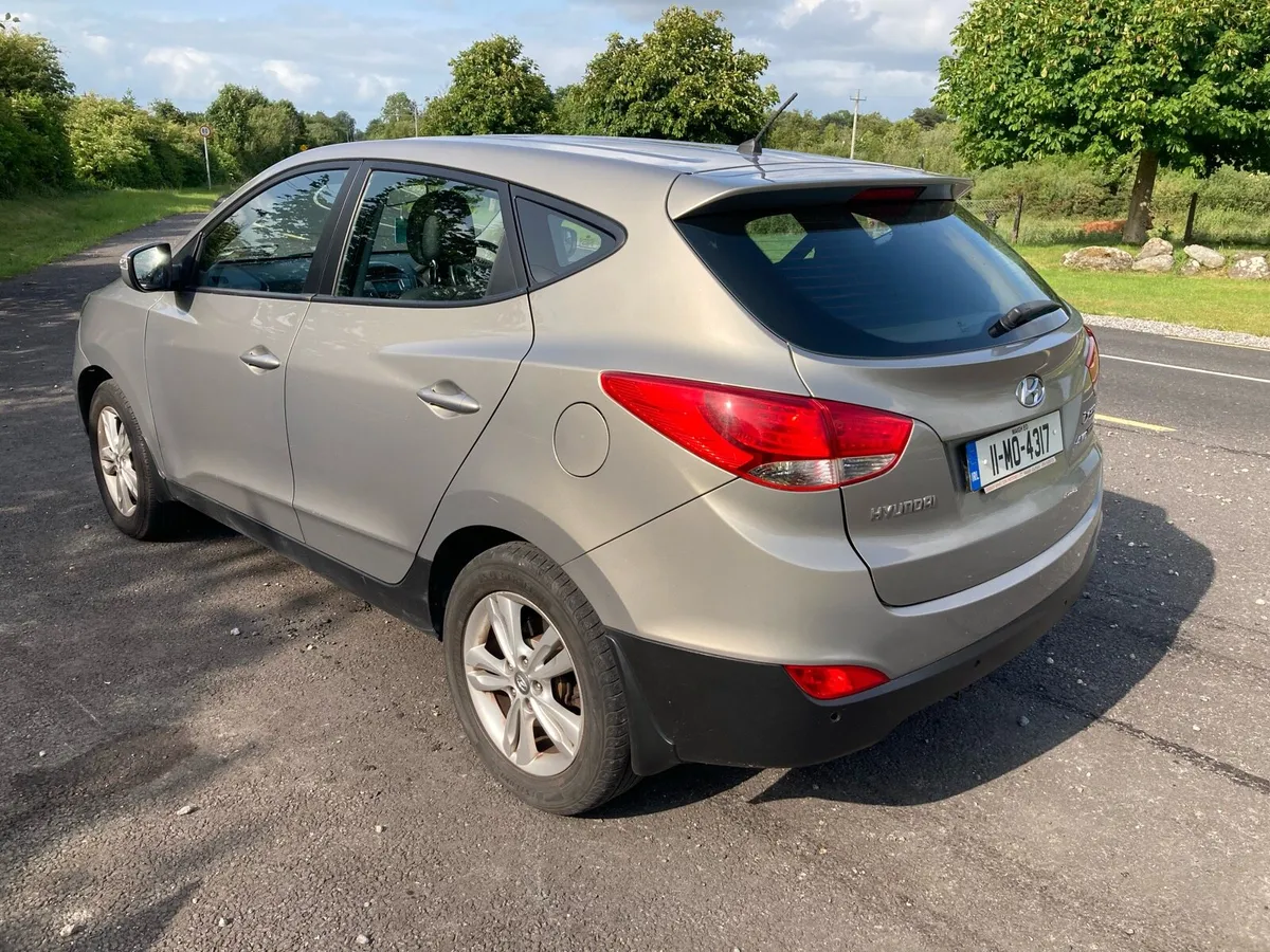 2011 Hyundai IX35 2.0 CRDI 4 Wheel drive. - Image 4