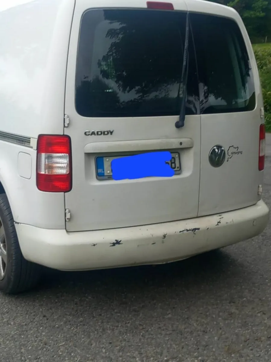 Volkswagen Caddy 2007 - Image 2