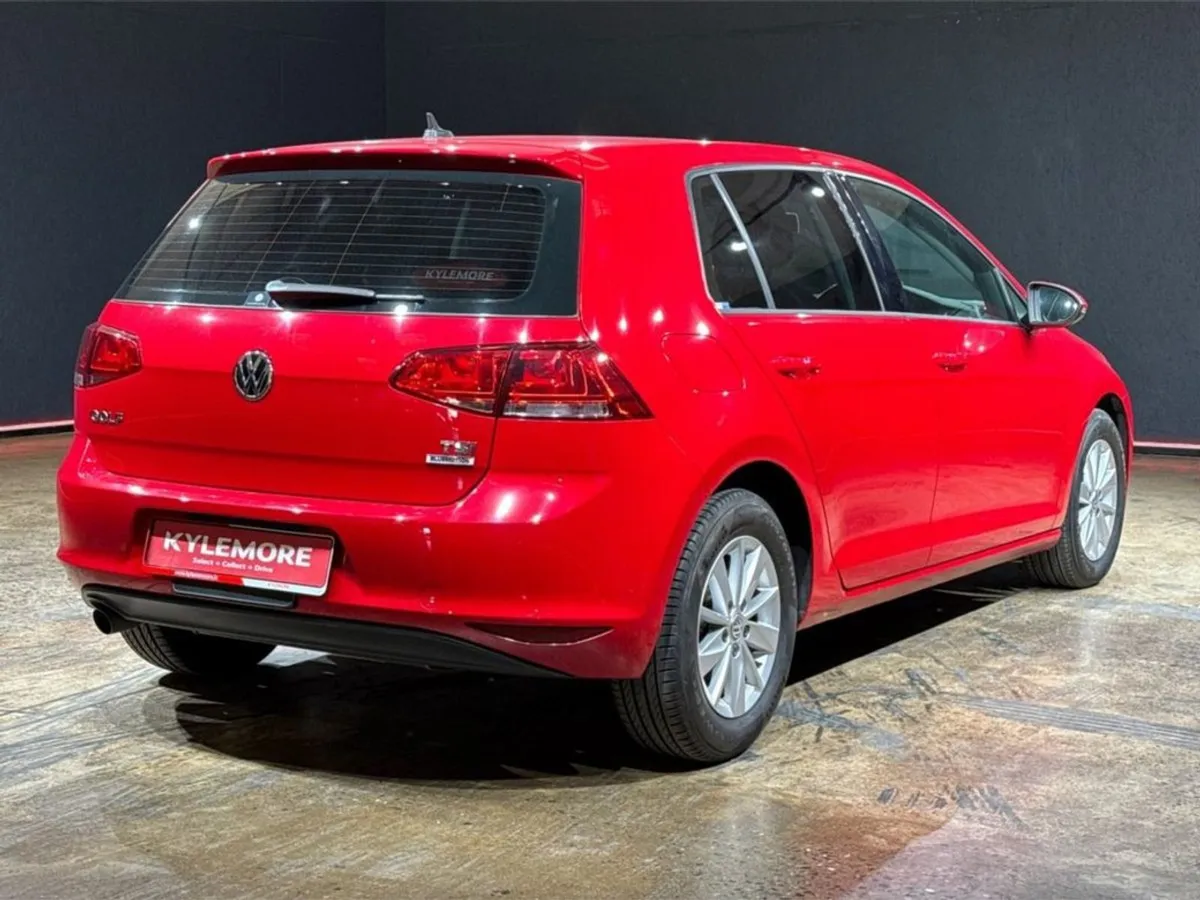 Volkswagen Golf 1.2 Automatic - 40th Edition - Al - Image 3