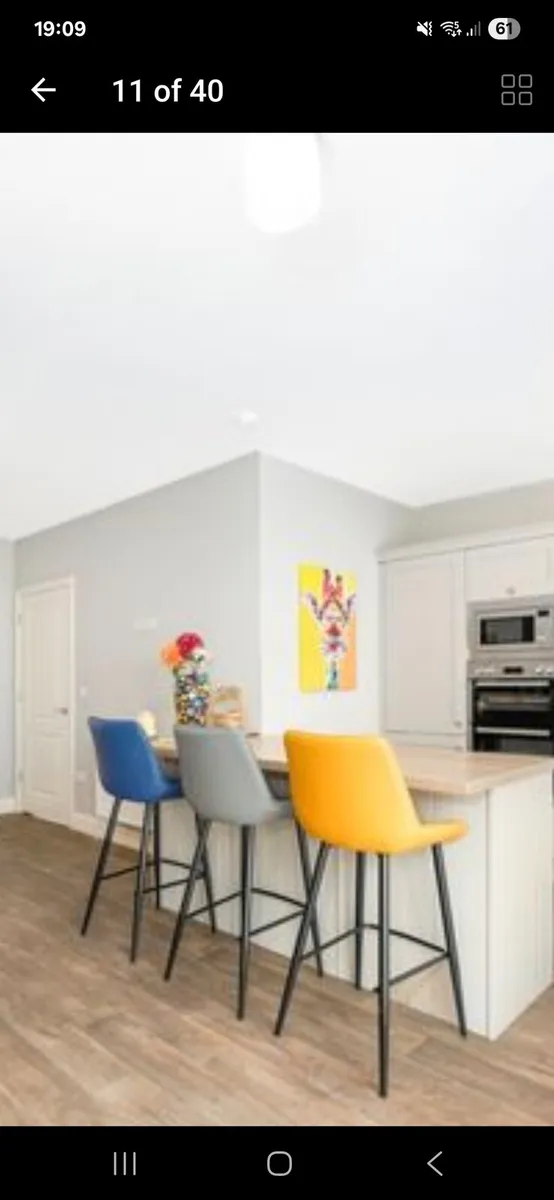 3 island stools  navy grey and yellow - Image 1