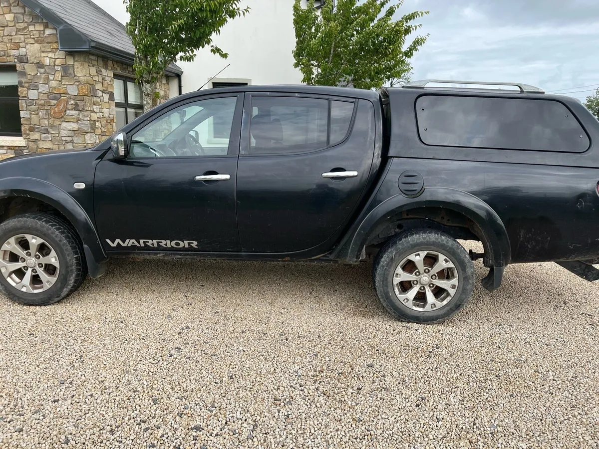 Mitsubishi l200 - Image 4