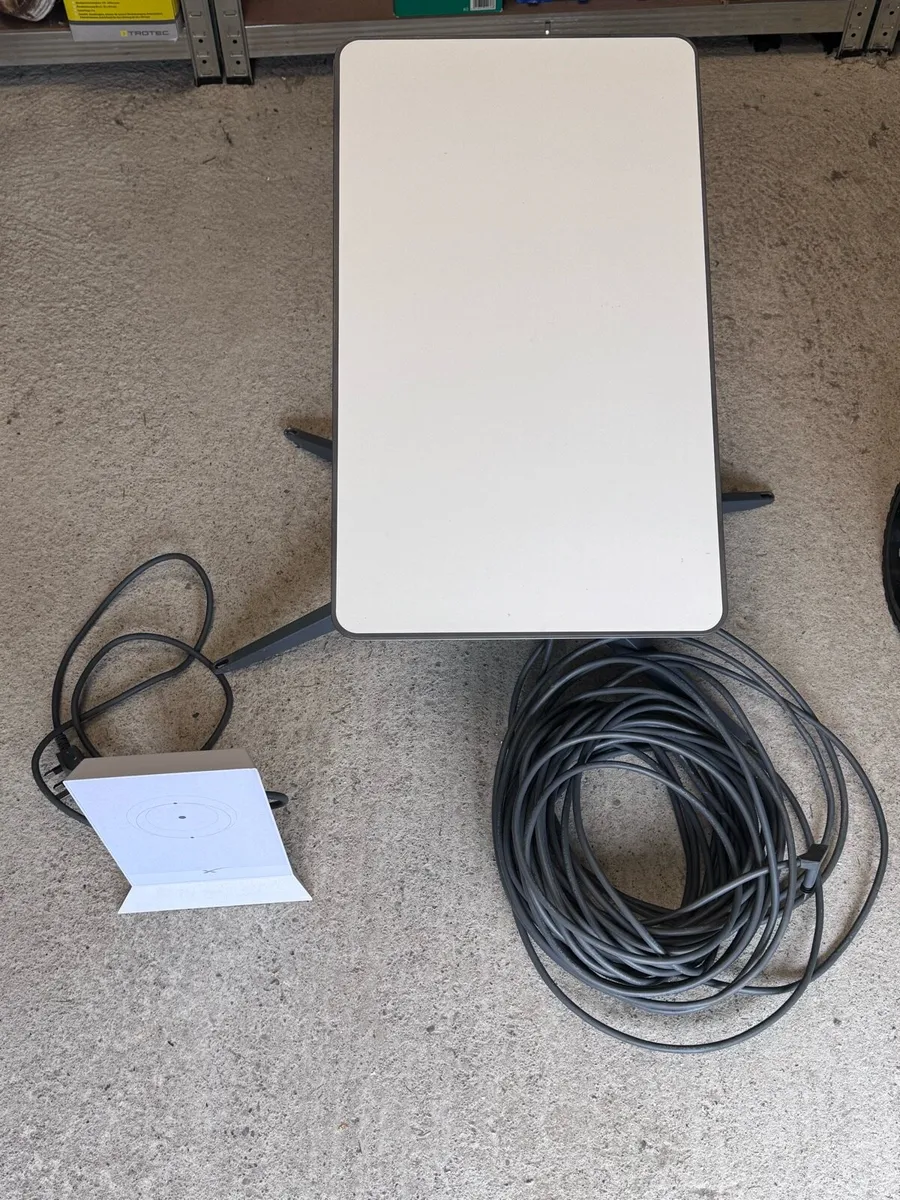 Starlink Broadband Dish with Modem - Image 1