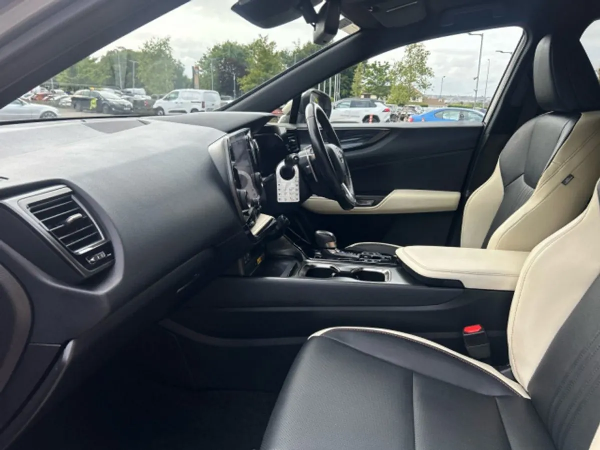 Lexus NX 450H+ Nx450h  Executive AWD - Image 3