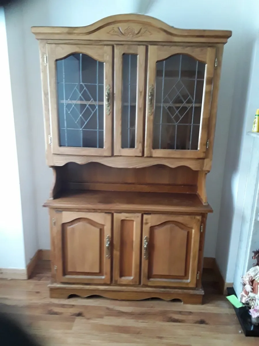 Lovely solid oak wall unit plenty of storage - Image 1
