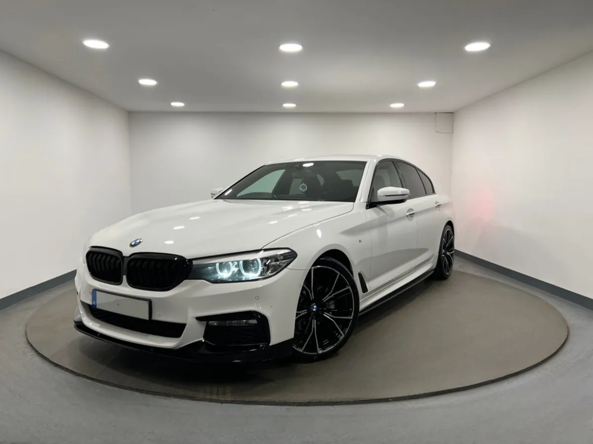 2017 BMW 5-Series 520D M SPORT - Image 1