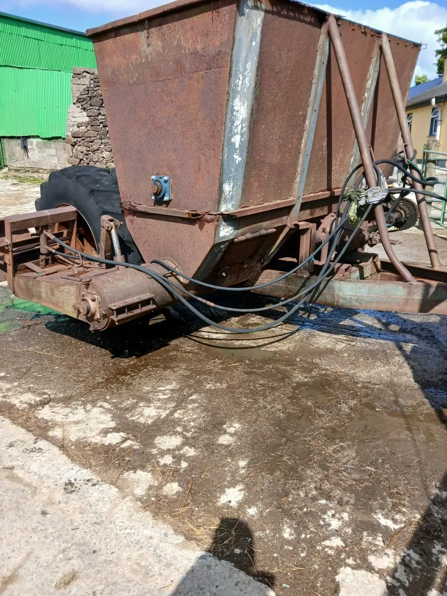 Turf Hopper - Image 1