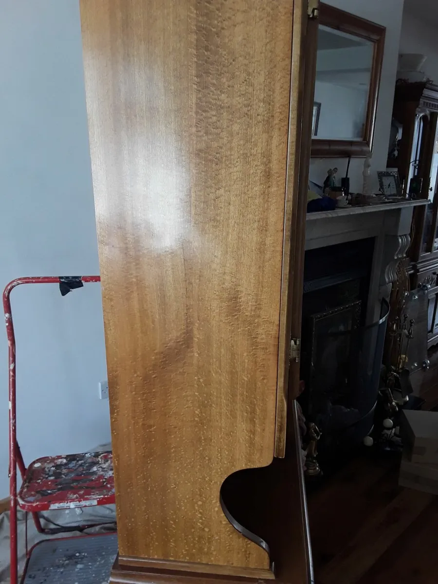 Lovely solid oak wall unit plenty of storage - Image 4