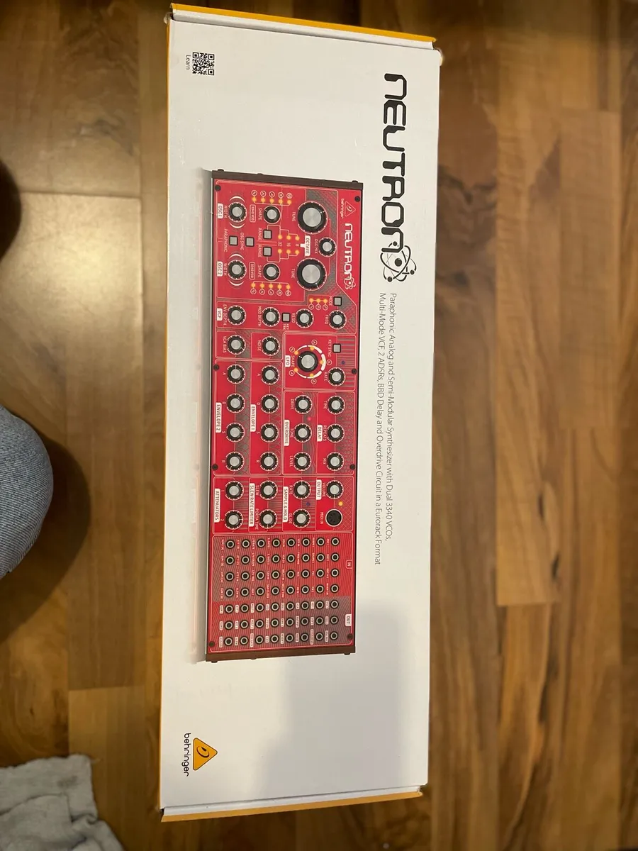 Behringer Neutron Synthesizer - Image 1