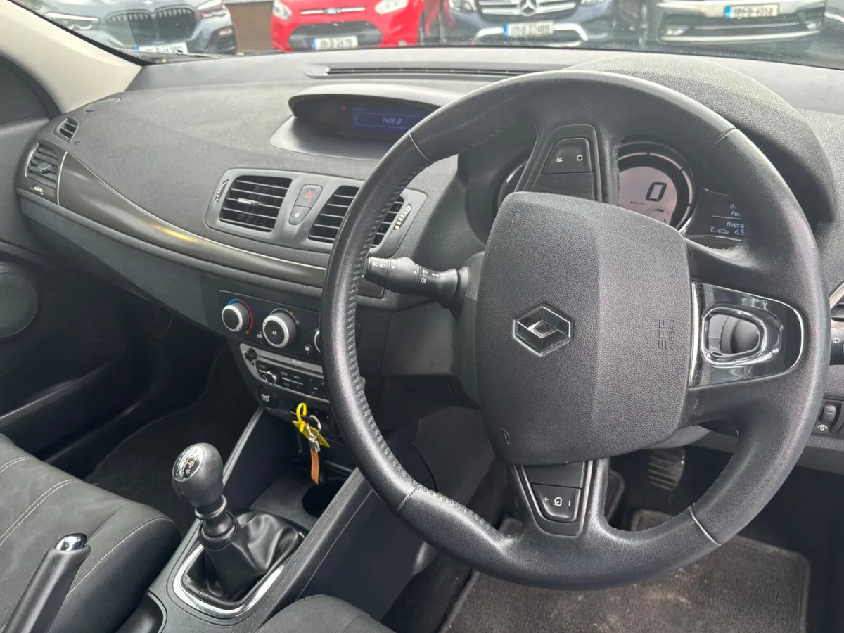 Renault Megane 2014 1.5Dci 102kms - Image 4