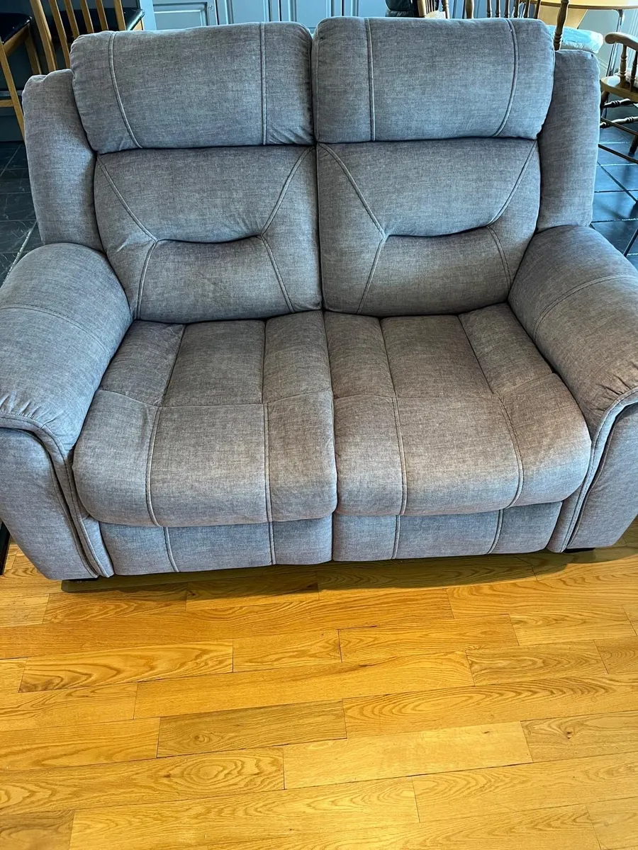 3 piece Suite of Furniture - Image 2