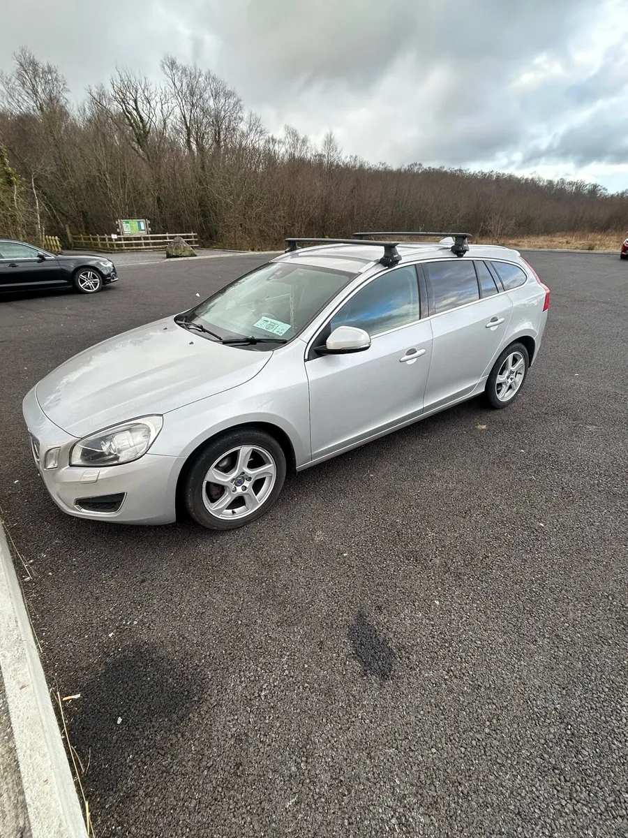 131 Volvo V60 - Image 4